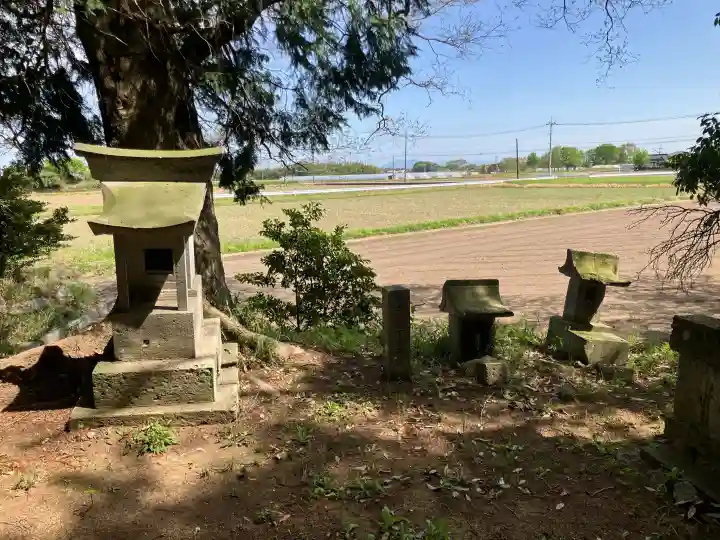 甲神社の{uncategorized: "未分類", other: "その他", undefined: "問題あり", building: "その他建物", grave: "お墓", sacred_gate: "鳥居", guardian: "狛犬", statue: "像", buddha: "仏像", history: "歴史", nature: "自然", garden: "庭園", animal: "動物", pagoda: "塔", temizu: "手水舎", mountain_gate: "山門・神門", sanctuary: "本殿・本堂", subordinate: "末社・摂社", art: "芸術", scenery: "景色", jizo: "地蔵", ema: "絵馬", goshuin: "御朱印", omikuji: "おみくじ", items: "授与品その他", amulet: "お守り", goshuincho: "御朱印帳", eats: "食事", festival: "お祭り", votive_dance: "神楽", shichigosan: "七五三参", wedding: "結婚式", experience: "体験その他", initially: "初詣", around: "周辺", anti_infection: "感染症対策"}