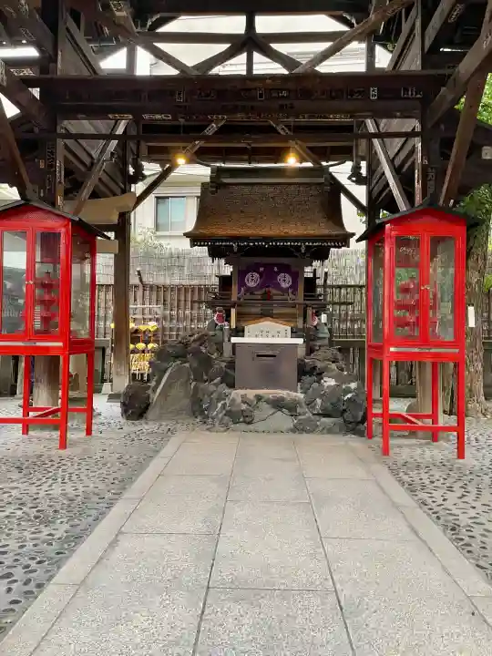 被官稲荷神社(東京都)