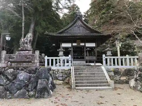 吉御子神社の本殿