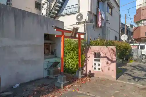 染井開運稲荷の鳥居