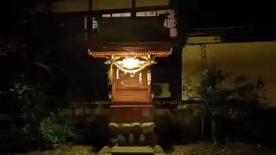 左京稲荷神社の本殿
