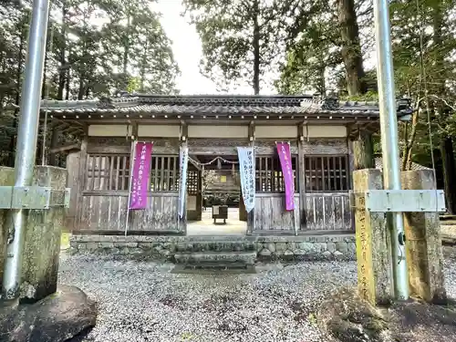 石加神社の本殿・本堂