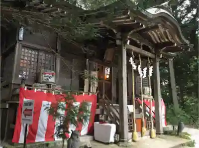 鷲子山上神社の本殿・本堂