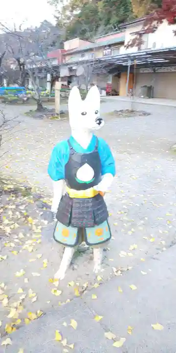 桃太郎神社(栗栖)の狛犬