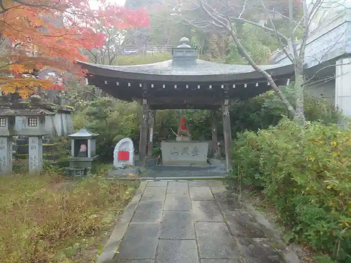 南法華寺(壷阪寺)の手水舎