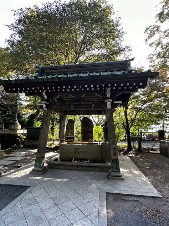 高尾山薬王院の手水舎