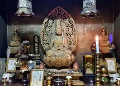 見沼大師　感応院の仏像