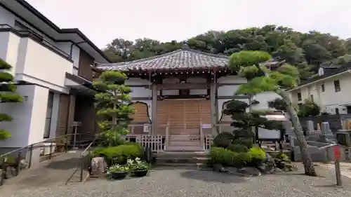 来迎寺（材木座）の本殿・本堂