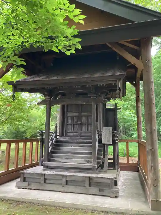 音更神社の末社・摂社