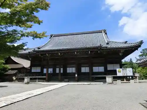 西教寺の本殿・本堂