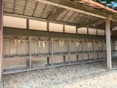 日間賀神社の{uncategorized: "未分類", other: "その他", undefined: "問題あり", building: "その他建物", grave: "お墓", sacred_gate: "鳥居", guardian: "狛犬", statue: "像", buddha: "仏像", history: "歴史", nature: "自然", garden: "庭園", animal: "動物", pagoda: "塔", temizu: "手水舎", mountain_gate: "山門・神門", sanctuary: "本殿・本堂", subordinate: "末社・摂社", art: "芸術", scenery: "景色", jizo: "地蔵", ema: "絵馬", goshuin: "御朱印", omikuji: "おみくじ", items: "授与品その他", amulet: "お守り", goshuincho: "御朱印帳", eats: "食事", festival: "お祭り", votive_dance: "神楽", shichigosan: "七五三参", wedding: "結婚式", experience: "体験その他", initially: "初詣", around: "周辺", anti_infection: "感染症対策"}