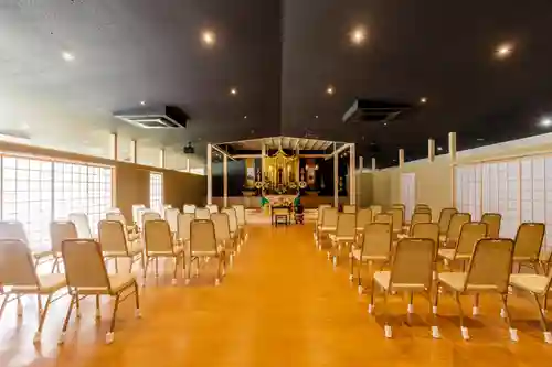 信楽寺の本殿・本堂