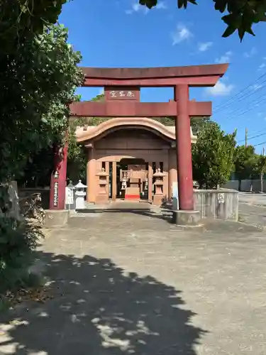 赤名宮の{uncategorized: "未分類", other: "その他", undefined: "問題あり", building: "その他建物", grave: "お墓", sacred_gate: "鳥居", guardian: "狛犬", statue: "像", buddha: "仏像", history: "歴史", nature: "自然", garden: "庭園", animal: "動物", pagoda: "塔", temizu: "手水舎", mountain_gate: "山門・神門", sanctuary: "本殿・本堂", subordinate: "末社・摂社", art: "芸術", scenery: "景色", jizo: "地蔵", ema: "絵馬", goshuin: "御朱印", omikuji: "おみくじ", items: "授与品その他", amulet: "お守り", goshuincho: "御朱印帳", eats: "食事", festival: "お祭り", votive_dance: "神楽", shichigosan: "七五三参", wedding: "結婚式", experience: "体験その他", initially: "初詣", around: "周辺", anti_infection: "感染症対策"}