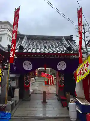 勝専寺の山門・神門