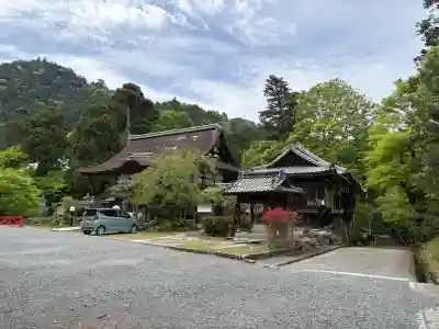 求法寺の{uncategorized: "未分類", other: "その他", undefined: "問題あり", building: "その他建物", grave: "お墓", sacred_gate: "鳥居", guardian: "狛犬", statue: "像", buddha: "仏像", history: "歴史", nature: "自然", garden: "庭園", animal: "動物", pagoda: "塔", temizu: "手水舎", mountain_gate: "山門・神門", sanctuary: "本殿・本堂", subordinate: "末社・摂社", art: "芸術", scenery: "景色", jizo: "地蔵", ema: "絵馬", goshuin: "御朱印", omikuji: "おみくじ", items: "授与品その他", amulet: "お守り", goshuincho: "御朱印帳", eats: "食事", festival: "お祭り", votive_dance: "神楽", shichigosan: "七五三参", wedding: "結婚式", experience: "体験その他", initially: "初詣", around: "周辺", anti_infection: "感染症対策"}