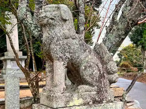 南方八満宮の狛犬