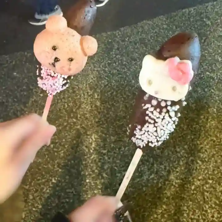 沖端水天宮の{uncategorized: "未分類", other: "その他", undefined: "問題あり", building: "その他建物", grave: "お墓", sacred_gate: "鳥居", guardian: "狛犬", statue: "像", buddha: "仏像", history: "歴史", nature: "自然", garden: "庭園", animal: "動物", pagoda: "塔", temizu: "手水舎", mountain_gate: "山門・神門", sanctuary: "本殿・本堂", subordinate: "末社・摂社", art: "芸術", scenery: "景色", jizo: "地蔵", ema: "絵馬", goshuin: "御朱印", omikuji: "おみくじ", items: "授与品その他", amulet: "お守り", goshuincho: "御朱印帳", eats: "食事", festival: "お祭り", votive_dance: "神楽", shichigosan: "七五三参", wedding: "結婚式", experience: "体験その他", initially: "初詣", around: "周辺", anti_infection: "感染症対策"}