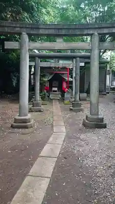 稲荷神社（上目黒鎮座）の鳥居