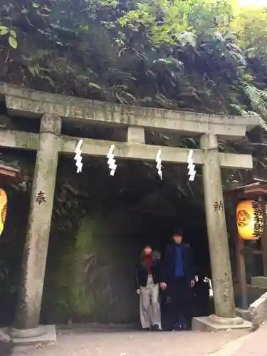 銭洗弁財天宇賀福神社の鳥居