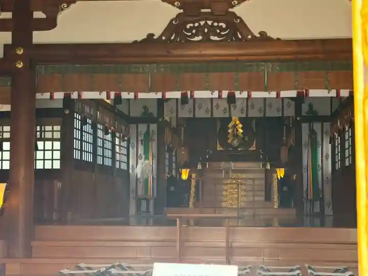 若宮八幡社の{uncategorized: "未分類", other: "その他", undefined: "問題あり", building: "その他建物", grave: "お墓", sacred_gate: "鳥居", guardian: "狛犬", statue: "像", buddha: "仏像", history: "歴史", nature: "自然", garden: "庭園", animal: "動物", pagoda: "塔", temizu: "手水舎", mountain_gate: "山門・神門", sanctuary: "本殿・本堂", subordinate: "末社・摂社", art: "芸術", scenery: "景色", jizo: "地蔵", ema: "絵馬", goshuin: "御朱印", omikuji: "おみくじ", items: "授与品その他", amulet: "お守り", goshuincho: "御朱印帳", eats: "食事", festival: "お祭り", votive_dance: "神楽", shichigosan: "七五三参", wedding: "結婚式", experience: "体験その他", initially: "初詣", around: "周辺", anti_infection: "感染症対策"}