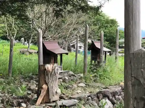 御頭御社宮司総社の末社・摂社