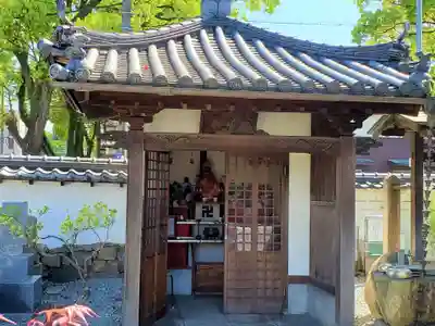 救鱗寺の地蔵