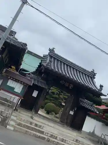 法静寺の山門・神門