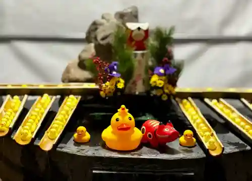 榴岡天満宮の{uncategorized: "未分類", other: "その他", undefined: "問題あり", building: "その他建物", grave: "お墓", sacred_gate: "鳥居", guardian: "狛犬", statue: "像", buddha: "仏像", history: "歴史", nature: "自然", garden: "庭園", animal: "動物", pagoda: "塔", temizu: "手水舎", mountain_gate: "山門・神門", sanctuary: "本殿・本堂", subordinate: "末社・摂社", art: "芸術", scenery: "景色", jizo: "地蔵", ema: "絵馬", goshuin: "御朱印", omikuji: "おみくじ", items: "授与品その他", amulet: "お守り", goshuincho: "御朱印帳", eats: "食事", festival: "お祭り", votive_dance: "神楽", shichigosan: "七五三参", wedding: "結婚式", experience: "体験その他", initially: "初詣", around: "周辺", anti_infection: "感染症対策"}