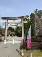 越中一宮 髙瀬神社の{uncategorized: "未分類", other: "その他", undefined: "問題あり", building: "その他建物", grave: "お墓", sacred_gate: "鳥居", guardian: "狛犬", statue: "像", buddha: "仏像", history: "歴史", nature: "自然", garden: "庭園", animal: "動物", pagoda: "塔", temizu: "手水舎", mountain_gate: "山門・神門", sanctuary: "本殿・本堂", subordinate: "末社・摂社", art: "芸術", scenery: "景色", jizo: "地蔵", ema: "絵馬", goshuin: "御朱印", omikuji: "おみくじ", items: "授与品その他", amulet: "お守り", goshuincho: "御朱印帳", eats: "食事", festival: "お祭り", votive_dance: "神楽", shichigosan: "七五三参", wedding: "結婚式", experience: "体験その他", initially: "初詣", around: "周辺", anti_infection: "感染症対策"}