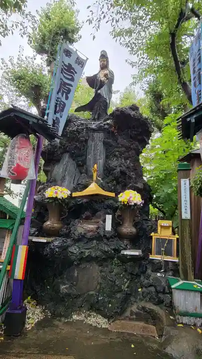 吉原弁財天本宮(吉原神社奥宮)の仏像