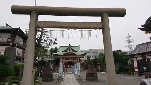 羽田神社の鳥居