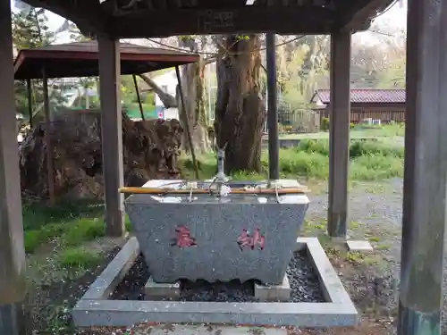 熊野神社の手水舎