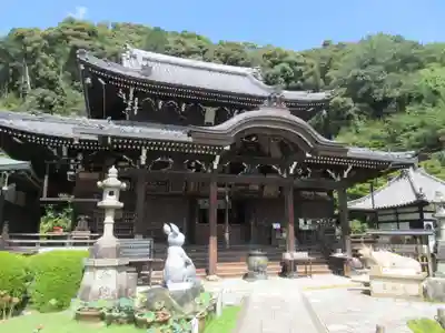 三室戸寺の本殿・本堂
