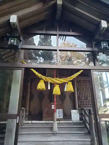 宇奈月神社の本殿