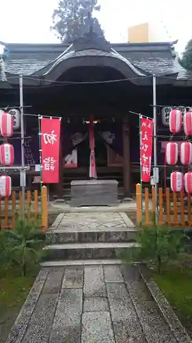 市神神社の本殿