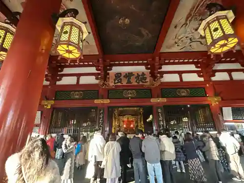 浅草寺の{uncategorized: "未分類", other: "その他", undefined: "問題あり", building: "その他建物", grave: "お墓", sacred_gate: "鳥居", guardian: "狛犬", statue: "像", buddha: "仏像", history: "歴史", nature: "自然", garden: "庭園", animal: "動物", pagoda: "塔", temizu: "手水舎", mountain_gate: "山門・神門", sanctuary: "本殿・本堂", subordinate: "末社・摂社", art: "芸術", scenery: "景色", jizo: "地蔵", ema: "絵馬", goshuin: "御朱印", omikuji: "おみくじ", items: "授与品その他", amulet: "お守り", goshuincho: "御朱印帳", eats: "食事", festival: "お祭り", votive_dance: "神楽", shichigosan: "七五三参", wedding: "結婚式", experience: "体験その他", initially: "初詣", around: "周辺", anti_infection: "感染症対策"}