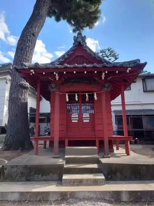 稲荷神社の本殿