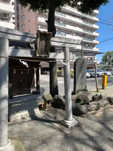 厚木神社の鳥居