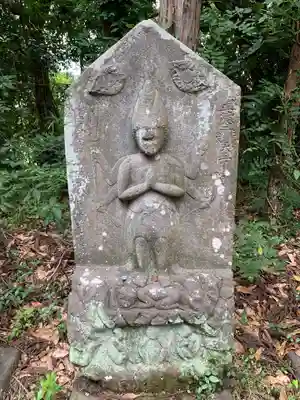 久留里神社の像