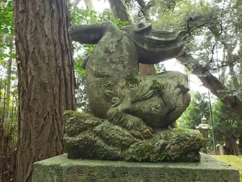 出雲神社の狛犬