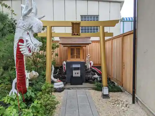 蛇窪神社の本殿・本堂