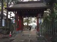 大宮八幡宮の山門・神門