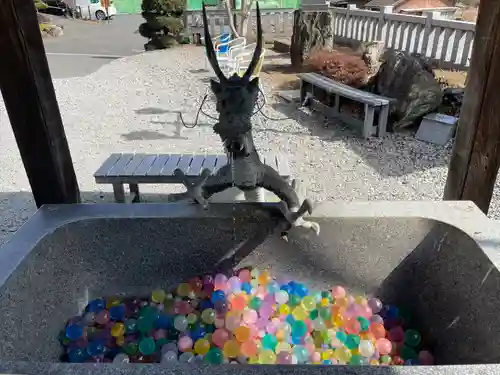 寺岡山元三大師の手水舎