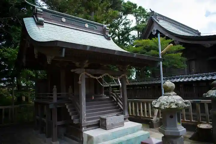 鶴谷八幡宮の末社・摂社