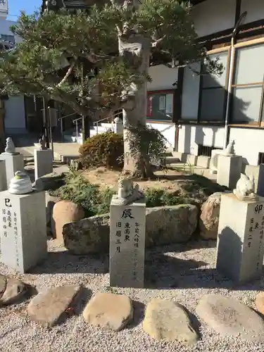 松江宗忠神社の狛犬