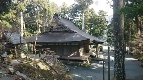 明通寺の本殿