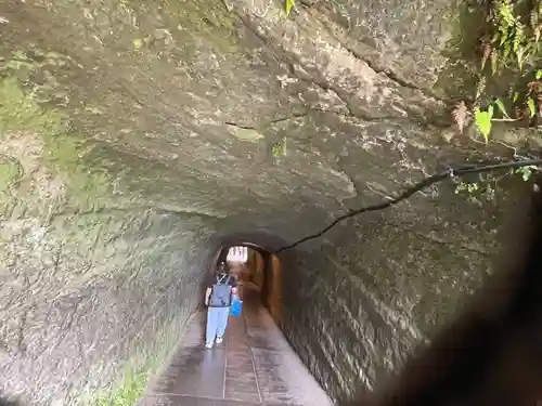 銭洗弁財天宇賀福神社(神奈川県)