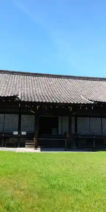 勧修寺の本殿・本堂