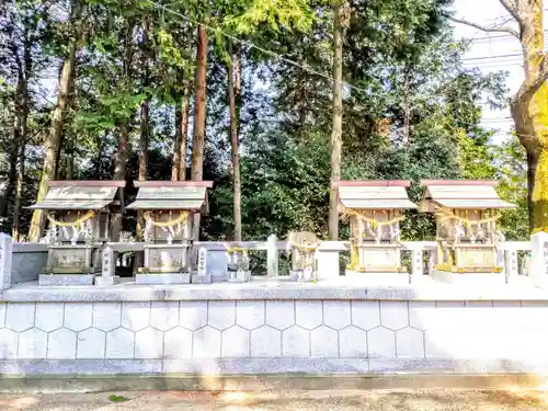 若宮八幡社（力長町）の末社・摂社