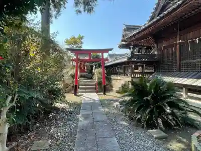 春日神社(飯)の{uncategorized: "未分類", other: "その他", undefined: "問題あり", building: "その他建物", grave: "お墓", sacred_gate: "鳥居", guardian: "狛犬", statue: "像", buddha: "仏像", history: "歴史", nature: "自然", garden: "庭園", animal: "動物", pagoda: "塔", temizu: "手水舎", mountain_gate: "山門・神門", sanctuary: "本殿・本堂", subordinate: "末社・摂社", art: "芸術", scenery: "景色", jizo: "地蔵", ema: "絵馬", goshuin: "御朱印", omikuji: "おみくじ", items: "授与品その他", amulet: "お守り", goshuincho: "御朱印帳", eats: "食事", festival: "お祭り", votive_dance: "神楽", shichigosan: "七五三参", wedding: "結婚式", experience: "体験その他", initially: "初詣", around: "周辺", anti_infection: "感染症対策"}